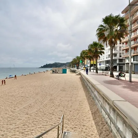 Bond Lloret de Mar